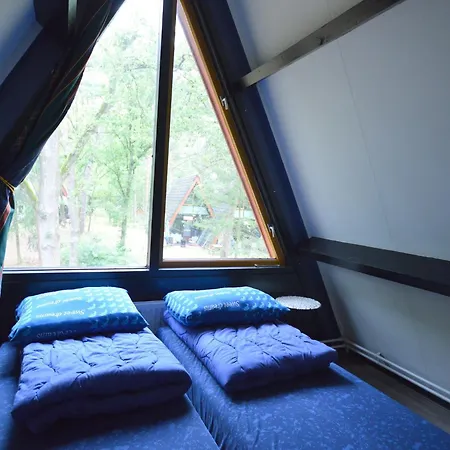 Pet-friendly Getaway 펜션 Stramproy